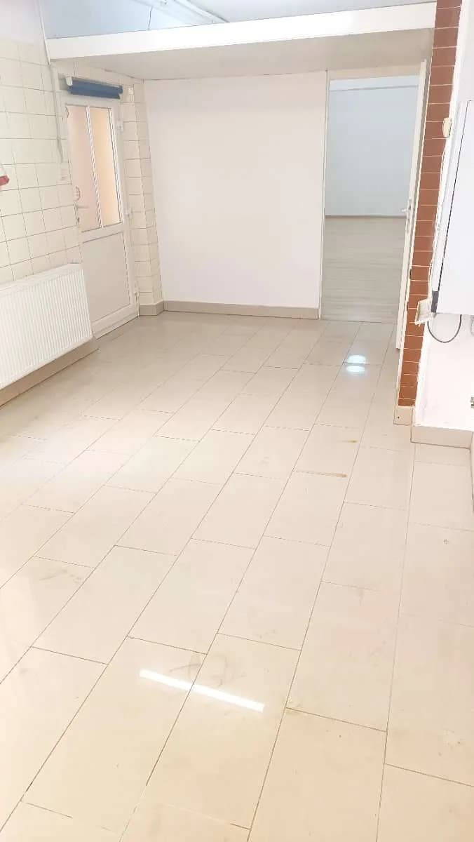 3-Zimmer-Gewerbeimmobilie mieten in Innsbruck – 60 m², € 1.200 – Bild 11 von 15