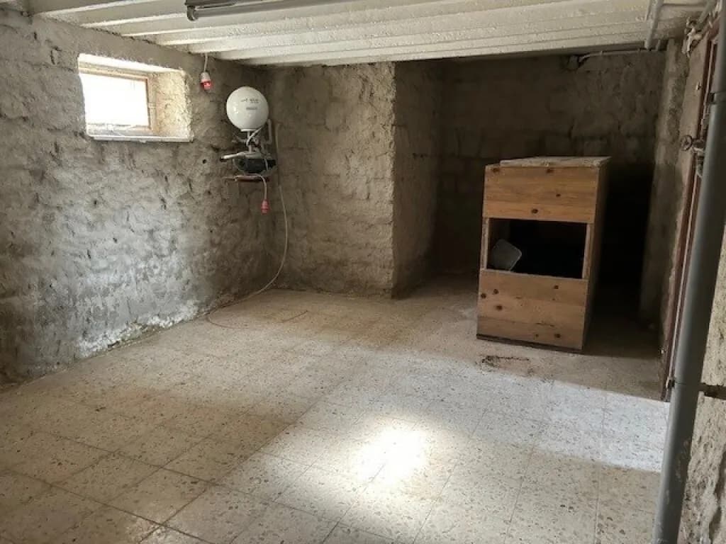4-Zimmer-Haus kaufen in Gmünd – 840 m², € 149.000 – Bild 16 von 17