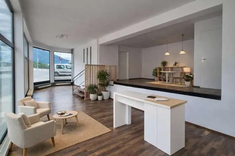 Gewerbeimmobilie mieten in Gmunden – 106 m², € 600