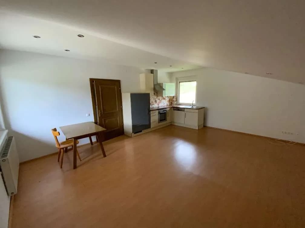 6-Zimmer-Wohnung mieten in Bludenz – 200 m², € 1.460 – Bild 8 von 19