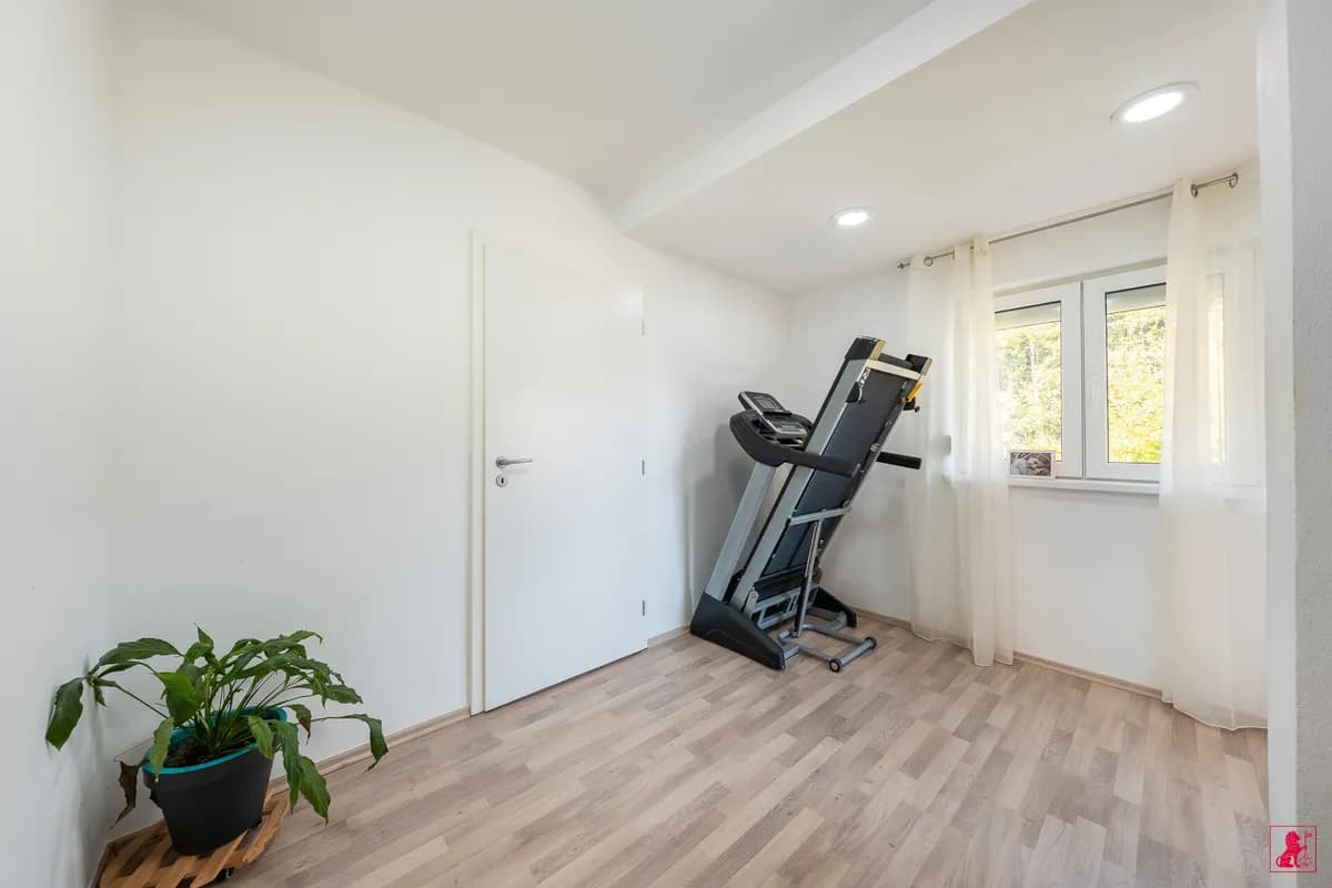 6-Zimmer-Gewerbeimmobilie kaufen in Kufstein – 240 m², € 895.000 – Bild 17 von 32