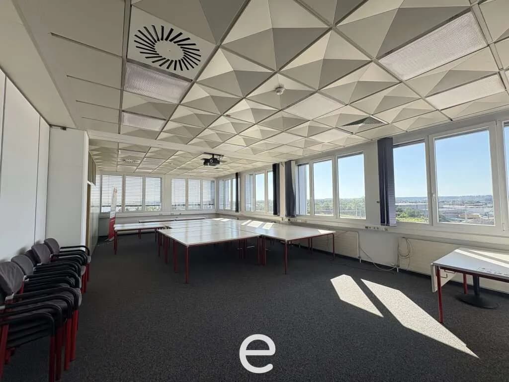 Gewerbeimmobilie mieten in Wels-Land – 355 m², € 3.727