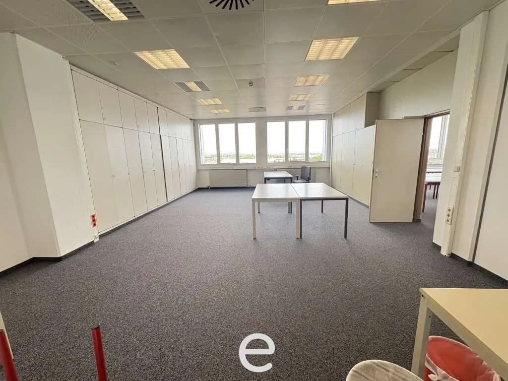 Gewerbeimmobilie mieten in Wels-Land – 355 m², € 3.727 – Bild 3 von 8