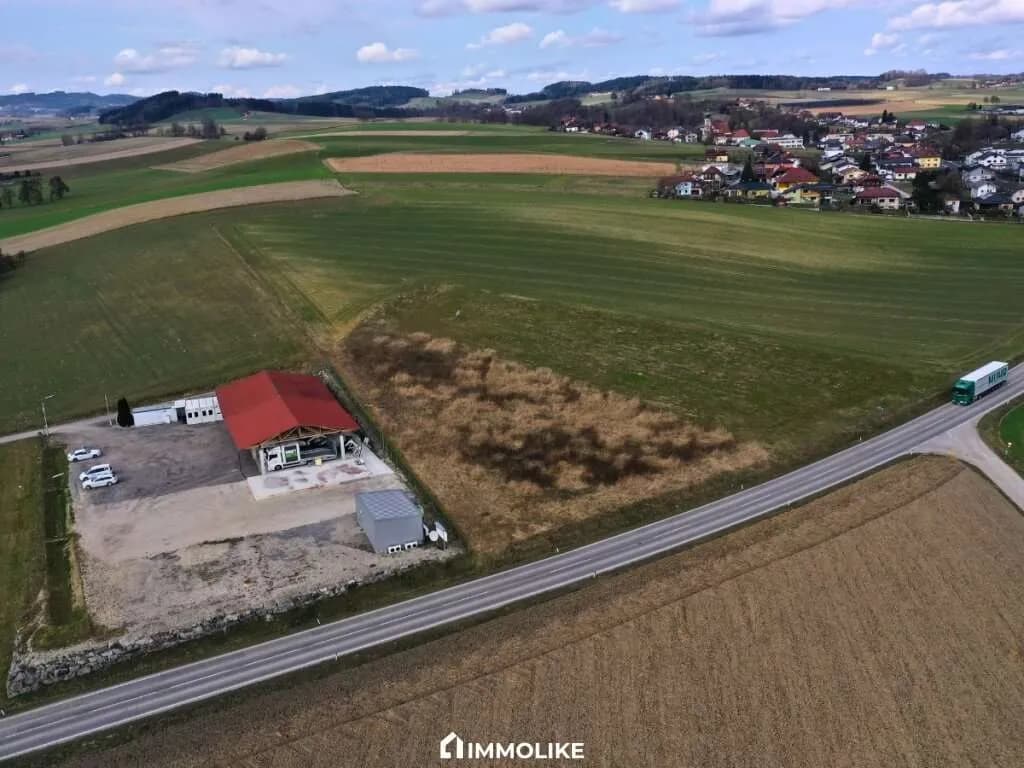Immobilie kaufen in Vöcklabruck – 3 044 m², € 299.000 – Bild 3 von 8