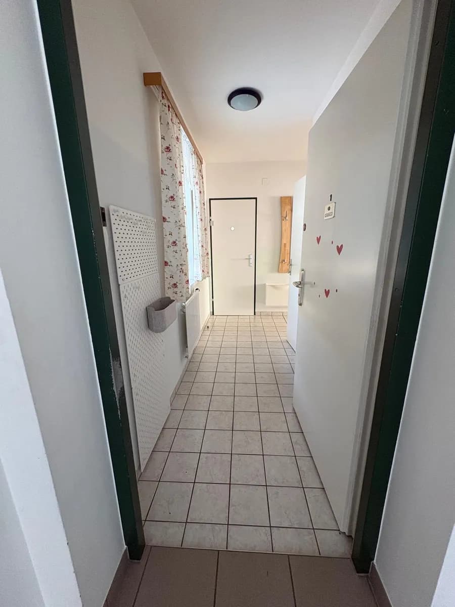 1-Zimmer-Wohnung mieten in Amstetten – 53 m², € 650 – Bild 2 von 12