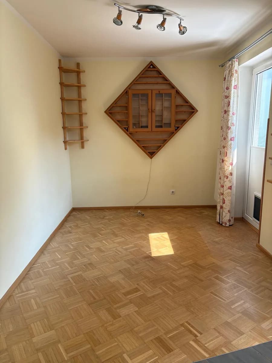 1-Zimmer-Wohnung mieten in Amstetten – 53 m², € 650 – Bild 4 von 12