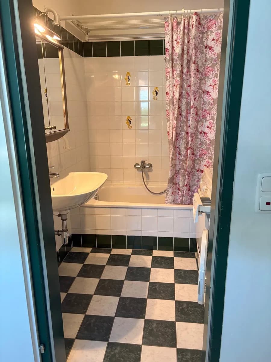 1-Zimmer-Wohnung mieten in Amstetten – 53 m², € 650 – Bild 10 von 12