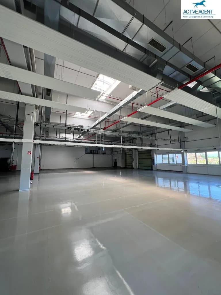 Gewerbeimmobilie mieten in Villach Land – 1 750 m², € 11.550