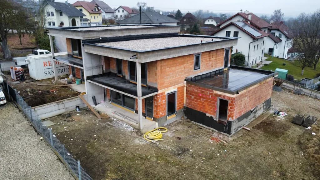 5-Zimmer-Haus kaufen in Eferding – 149,97 m², € 549.000 – Bild 2 von 11