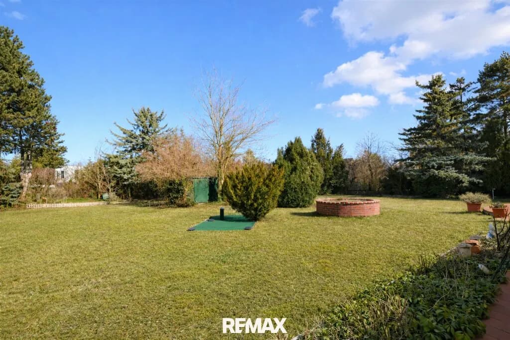 Grundstück kaufen in Gänserndorf – 1 622 m², € 595.000 – Bild 1 von 7