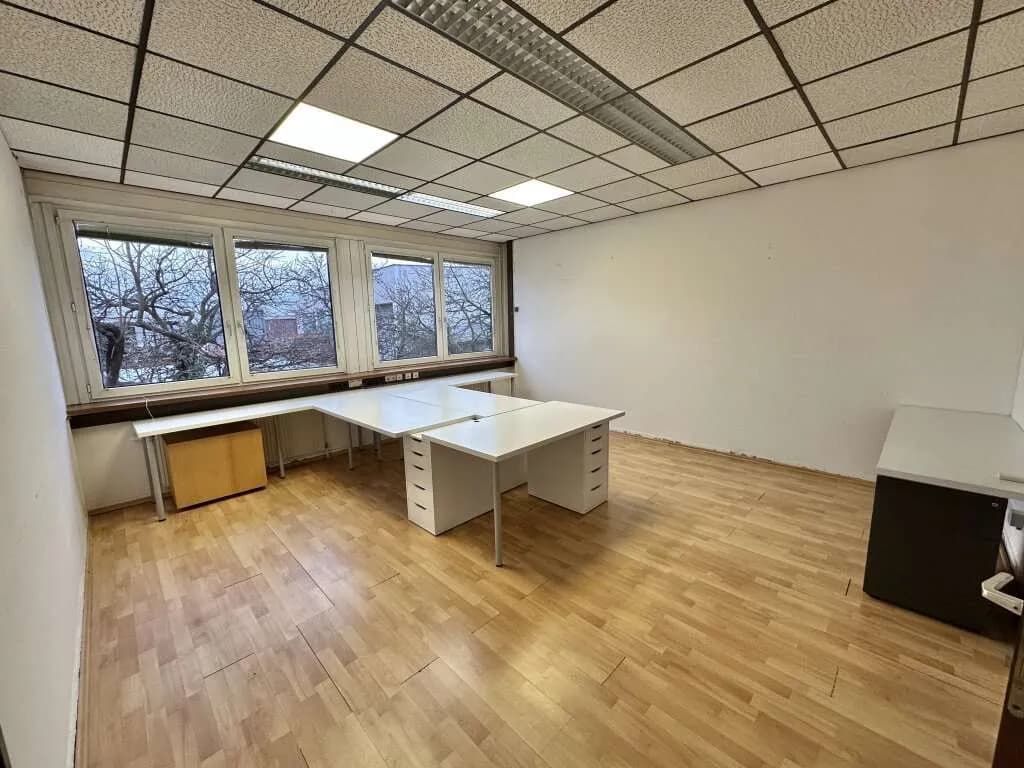 1-Zimmer-Gewerbeimmobilie mieten in Mödling – € 500 – Bild 2 von 7