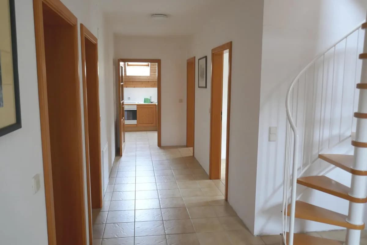 10-Zimmer-Gewerbeimmobilie kaufen in Gmunden – 320 m², € 890.000 – Bild 10 von 19