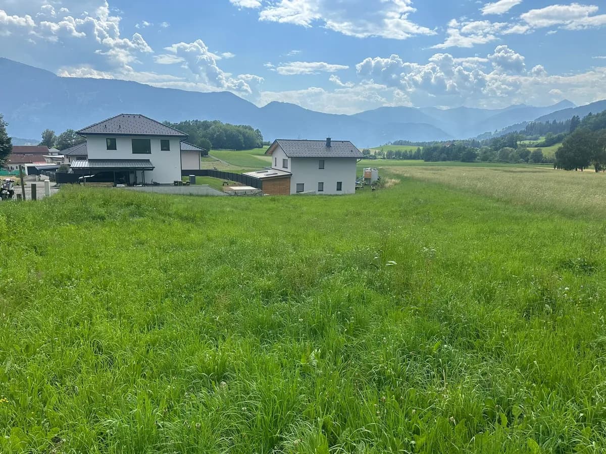 Grundstück kaufen in Villach Land – 500 m², € 150.000