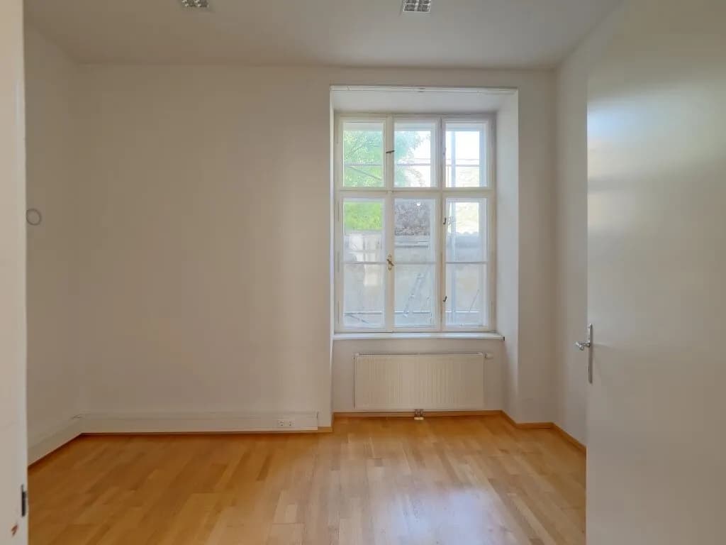 2-Zimmer-Gewerbeimmobilie mieten in Sankt Pölten – 49 m², € 749 – Bild 3 von 10