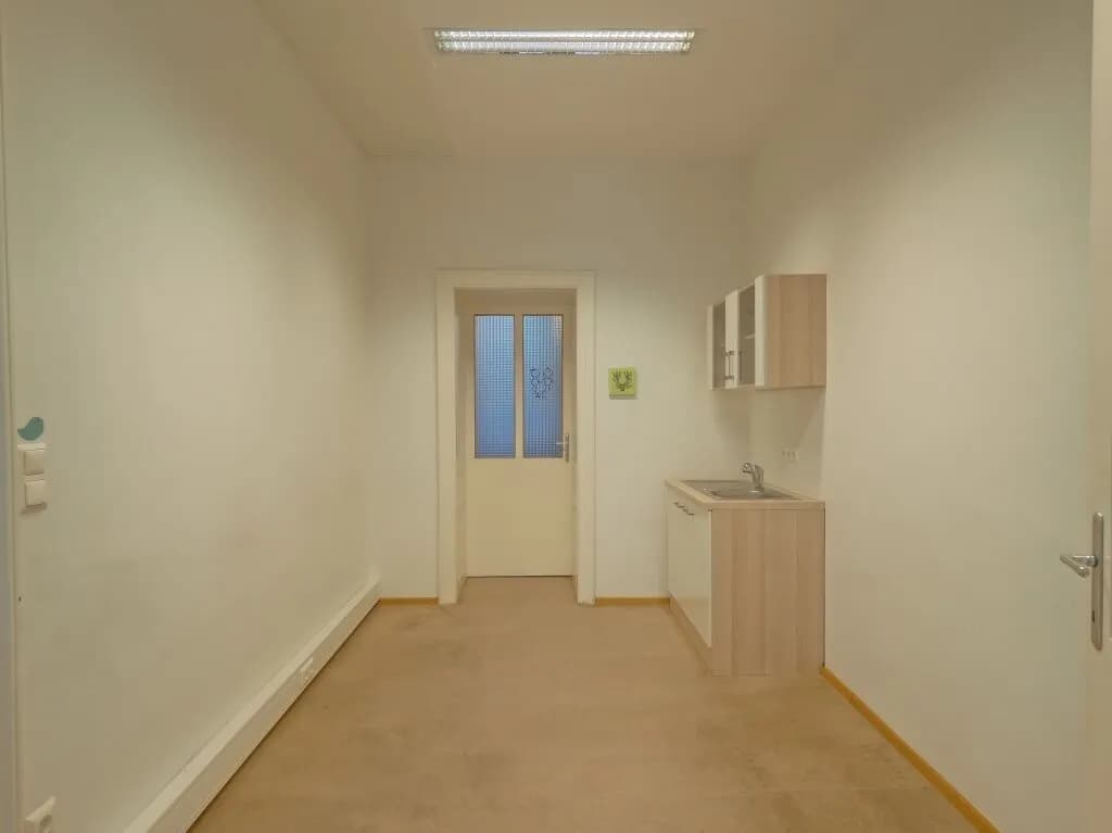 2-Zimmer-Gewerbeimmobilie mieten in Sankt Pölten – 49 m², € 749 – Bild 5 von 10
