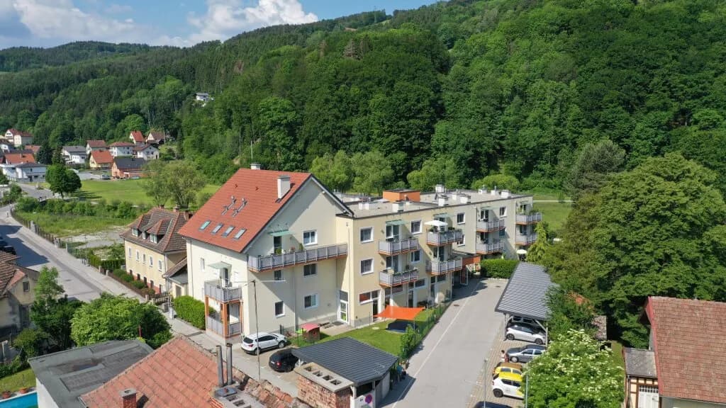2-Zimmer-Wohnung mieten in Neunkirchen – 50,46 m², € 716