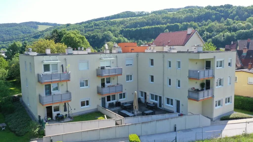 2-Zimmer-Wohnung mieten in Neunkirchen – 50,46 m², € 716 – Bild 2 von 10