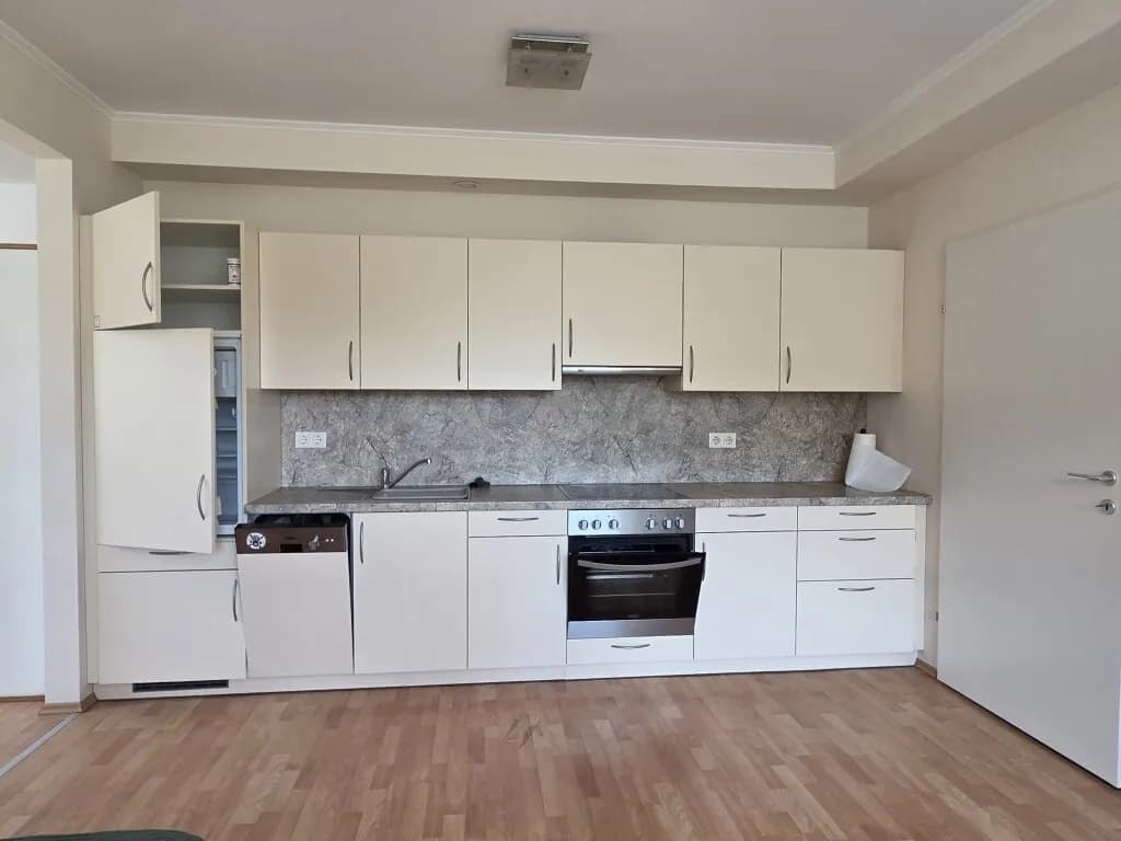 2-Zimmer-Wohnung mieten in Neunkirchen – 50,46 m², € 716 – Bild 4 von 10