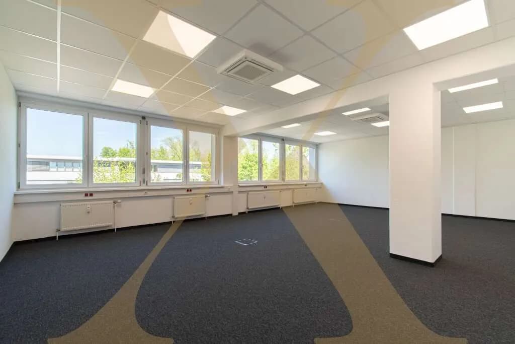 Gewerbeimmobilie mieten in Wels – 112 m², € 1.432