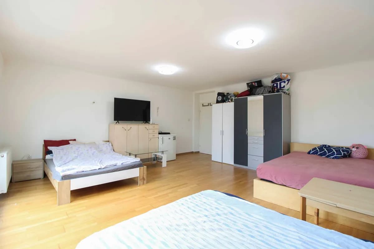 3-Zimmer-Wohnung kaufen in Wien – 87,53 m², € 229.000 – Bild 2 von 8