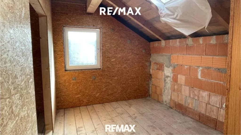 9-Zimmer-Haus kaufen in Vöcklabruck – 237 m², € 279.000 – Bild 17 von 61