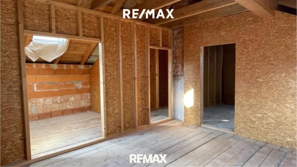 9-Zimmer-Haus kaufen in Vöcklabruck – 237 m², € 279.000 – Bild 18 von 61