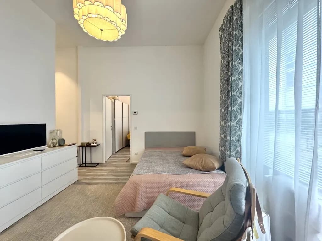 2-Zimmer-Wohnung mieten in Wien – 42 m², € 969 – Bild 2 von 10