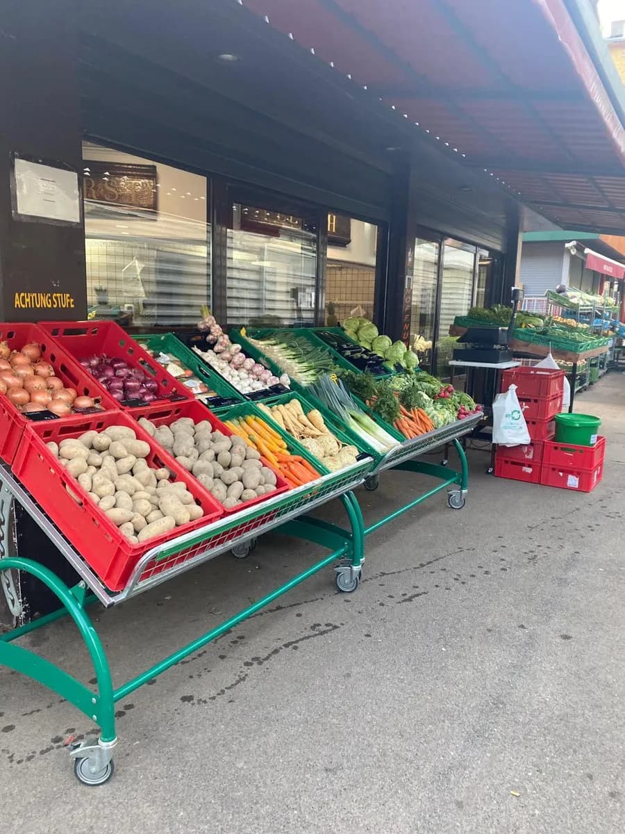 Gewerbeimmobilie kaufen in Wien – 67 m², € 60.000
