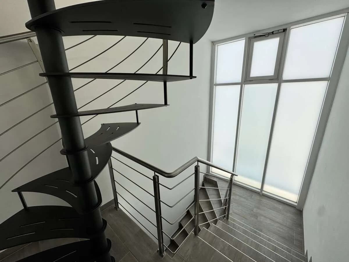 4-Zimmer-Gewerbeimmobilie mieten in Amstetten – 557 m², € 8.355 – Bild 21 von 39