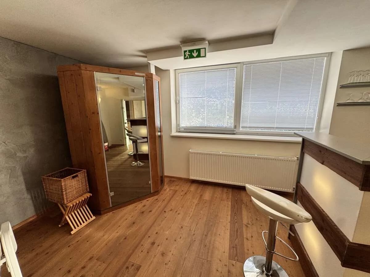 4-Zimmer-Gewerbeimmobilie mieten in Amstetten – 557 m², € 8.355 – Bild 31 von 39