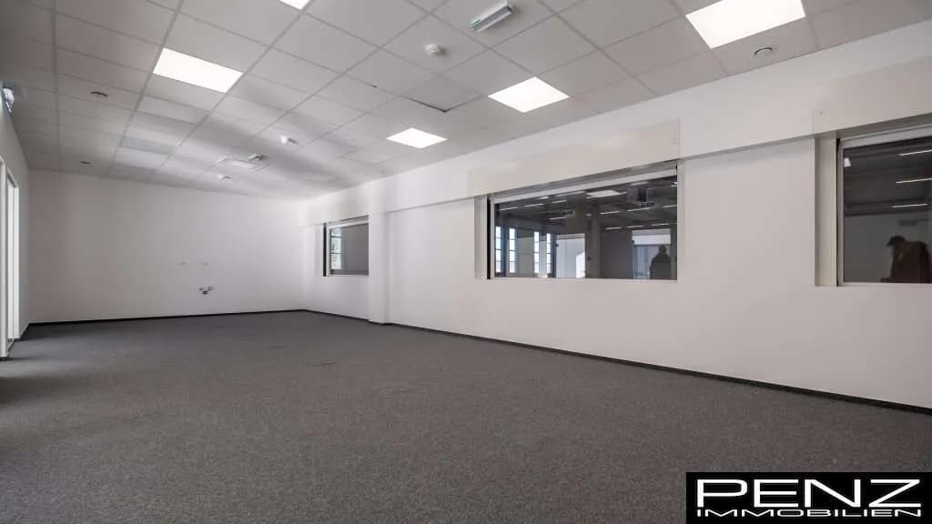 Gewerbeimmobilie mieten in Gmunden – 79 984 m² – Bild 9 von 16