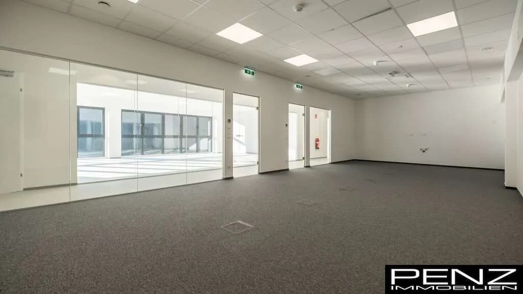 Gewerbeimmobilie mieten in Gmunden – 79 984 m² – Bild 10 von 16