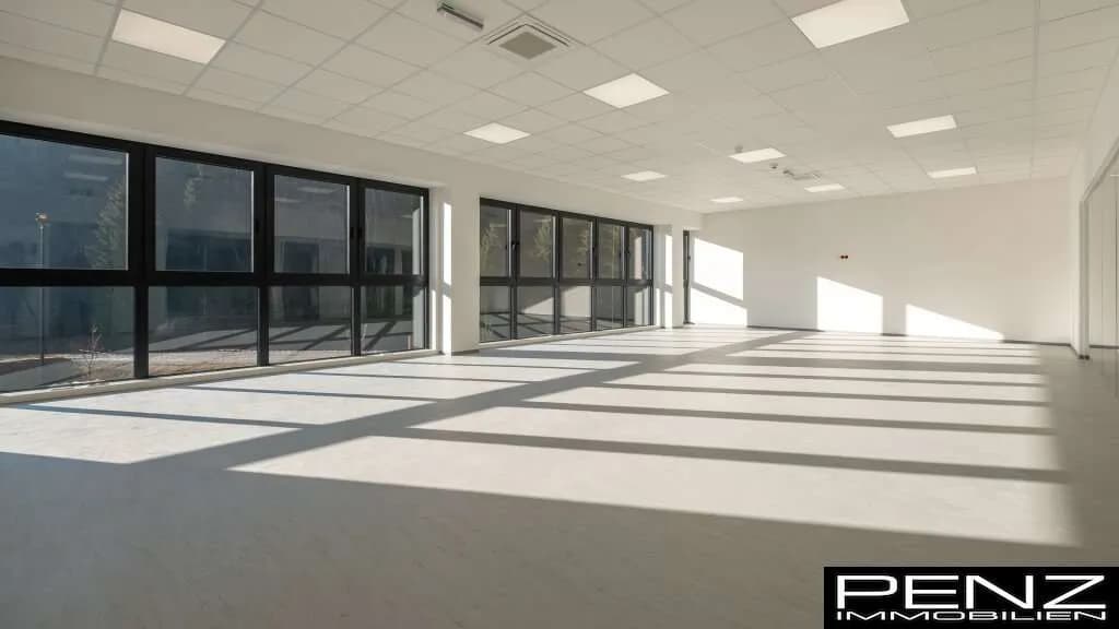Gewerbeimmobilie mieten in Gmunden – 79 984 m² – Bild 11 von 16