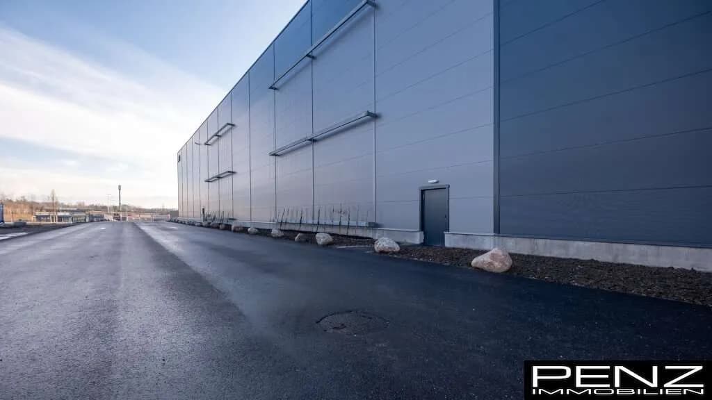 Gewerbeimmobilie mieten in Gmunden – 79 984 m² – Bild 14 von 16