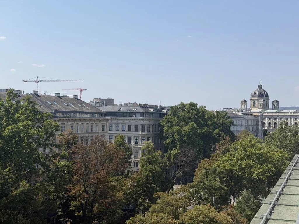 Wohnung mieten in Wien – 54 m², € 2.398 – Bild 2 von 10