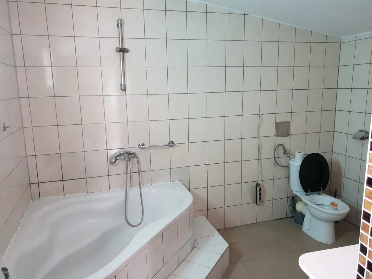 4-Zimmer-Haus mieten in Wien – 110 m², € 1.800 – Bild 9 von 24