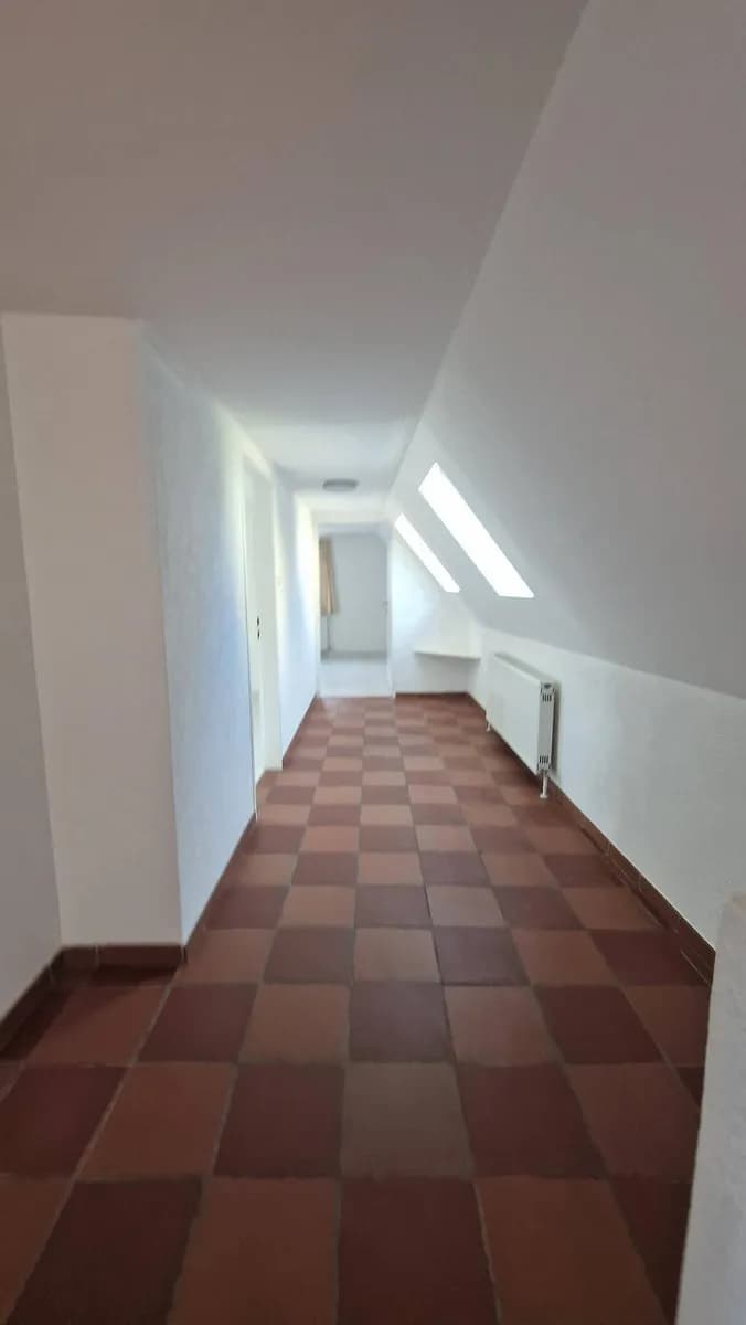 4-Zimmer-Wohnung mieten in Linz – 130 m², € 1.290 – Bild 10 von 17