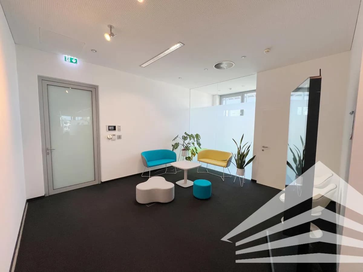 5-Zimmer-Gewerbeimmobilie mieten in Linz Land – 240 m², € 4.985 – Bild 5 von 10