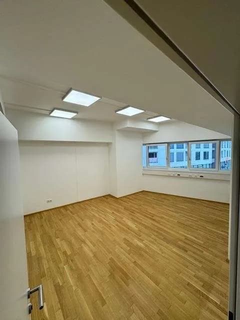 Gewerbeimmobilie mieten in Graz – 304 m², € 3.342 – Bild 8 von 20