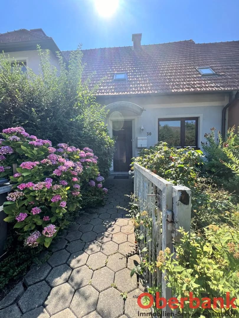 Haus kaufen in Vöcklabruck – 125 m², € 249.000 – Bild 2 von 23