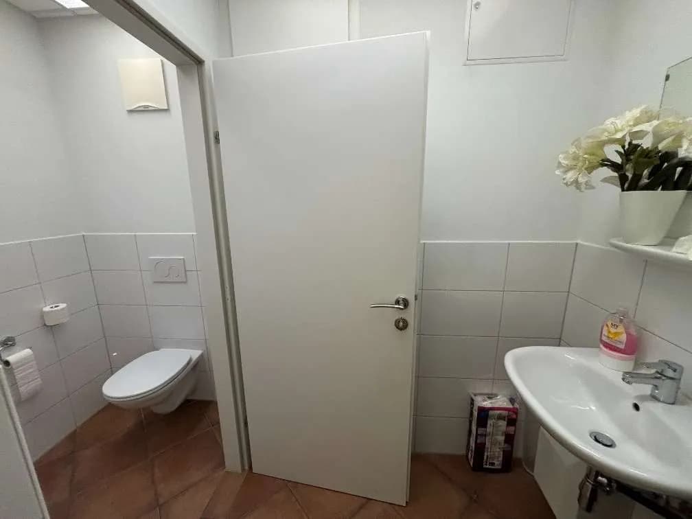 10-Zimmer-Gewerbeimmobilie mieten in Leoben – 220 m², € 2.779 – Bild 8 von 10