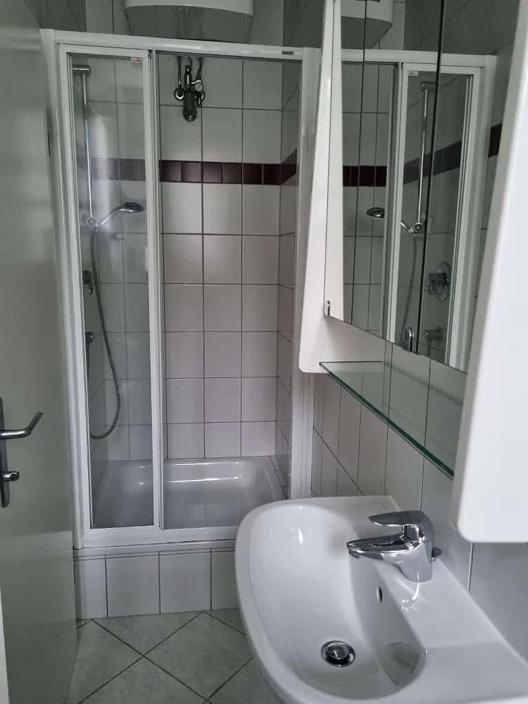 1-Zimmer-Wohnung mieten in Innsbruck – 15 m², € 630 – Bild 3 von 7