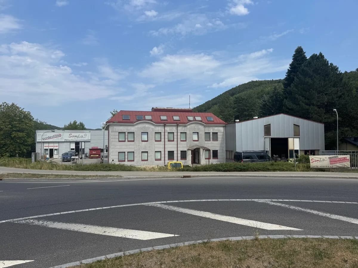 Gewerbeimmobilie kaufen in Sankt Pölten Land – 4 040 m², € 2.900.000