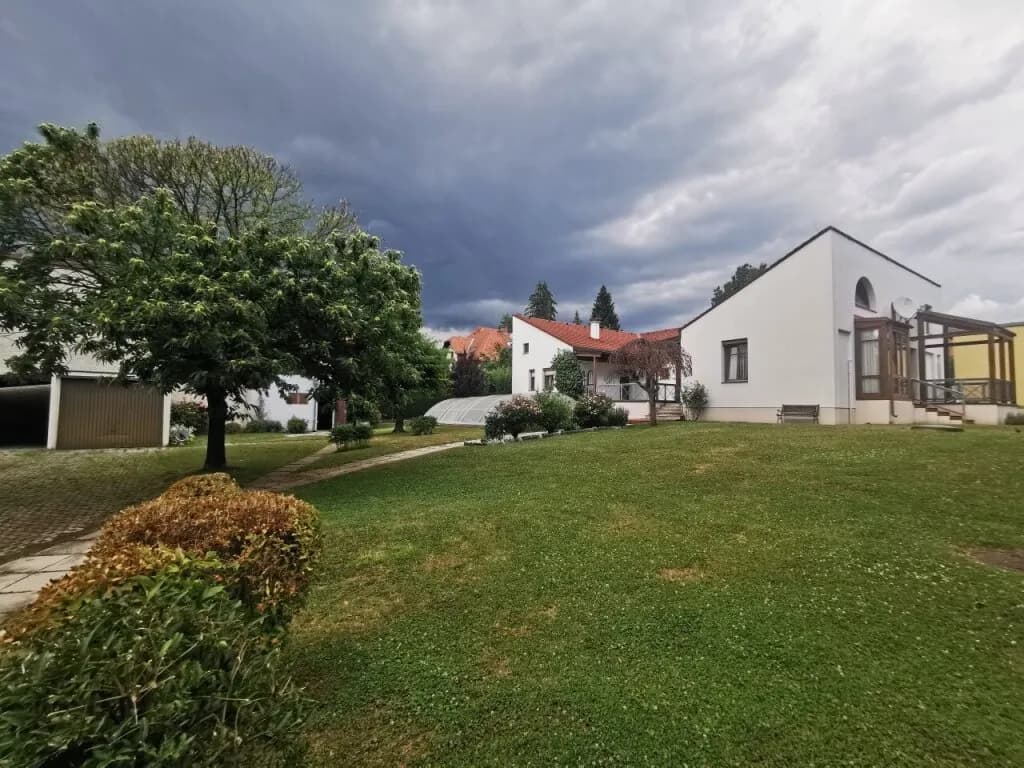 10-Zimmer-Immobilie kaufen in Graz – 180 m², € 1.540.000 – Bild 10 von 10