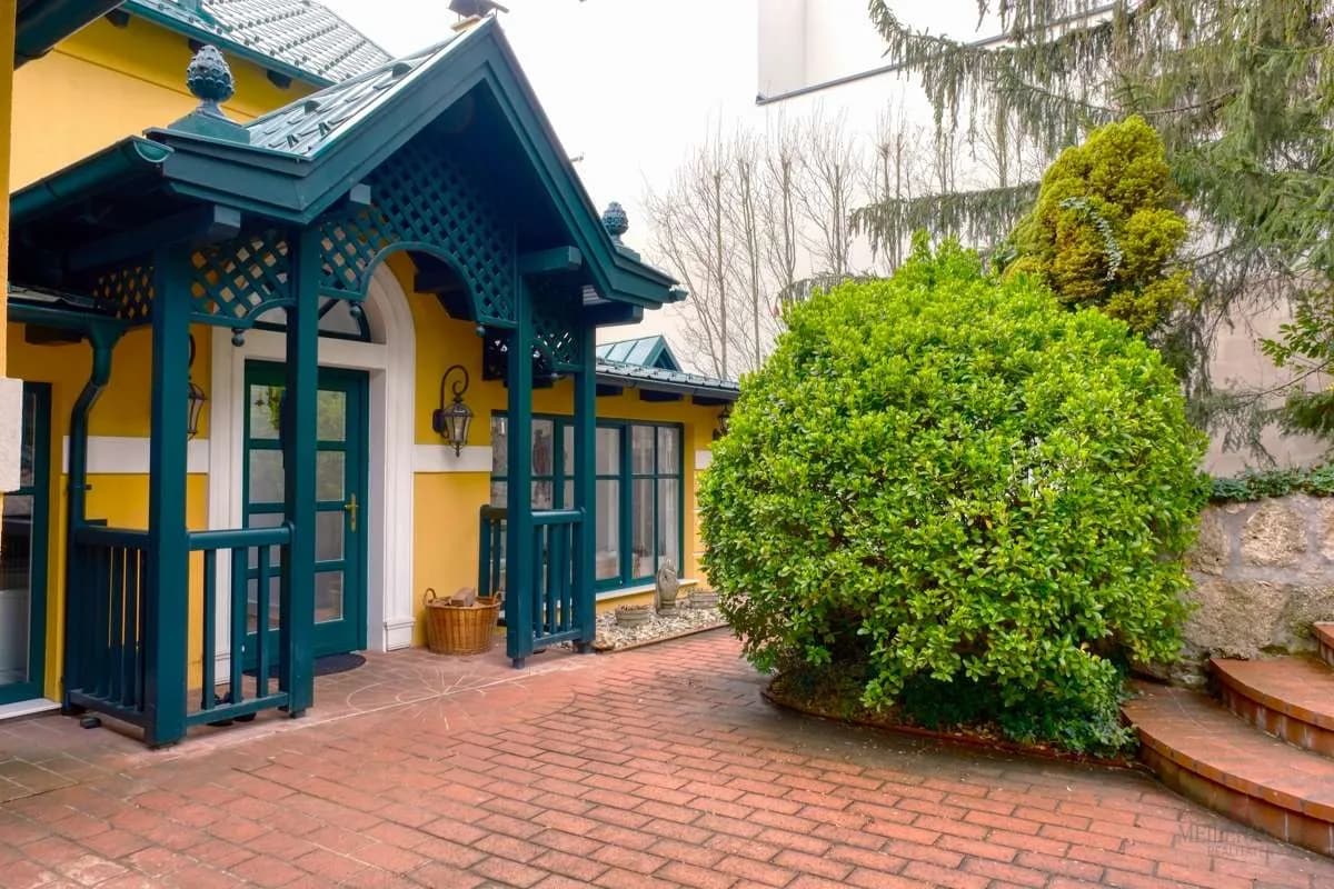 8-Zimmer-Immobilie kaufen in Baden – 261,74 m², € 1.949.000 – Bild 3 von 35