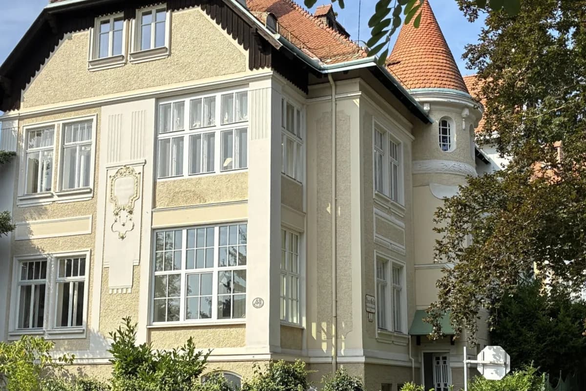 8-Zimmer-Immobilie kaufen in Baden – 261,74 m², € 1.890.000 – Bild 2 von 31