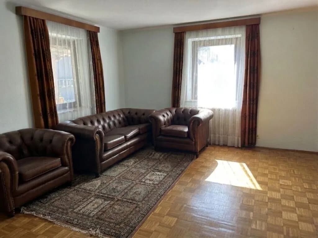 Haus kaufen in Eferding – 164 m², € 155.000 – Bild 3 von 12