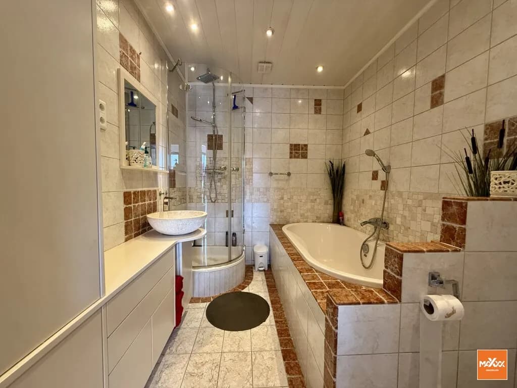 4-Zimmer-Gewerbeimmobilie kaufen in Oberpullendorf – 125 m², € 899.000 – Bild 19 von 23