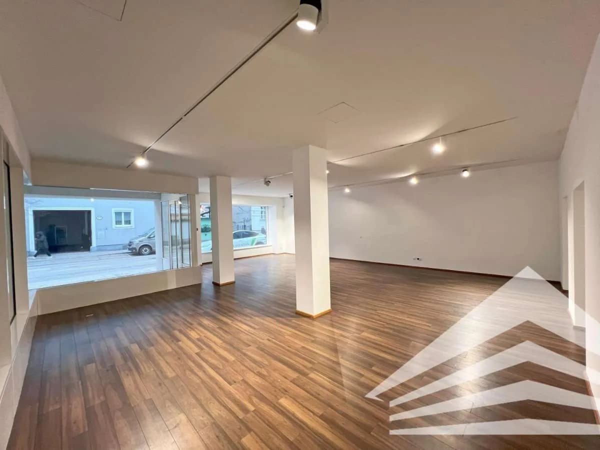 Gewerbeimmobilie kaufen in Linz – 300 m², € 895.000