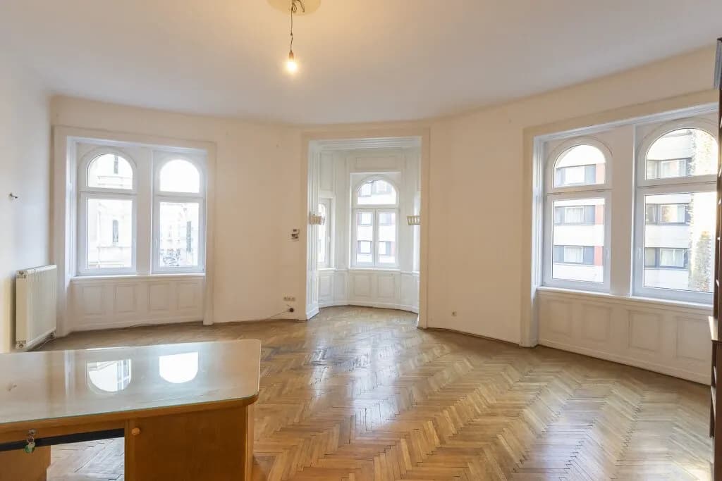 8-Zimmer-Gewerbeimmobilie mieten in Wien – 215 m², € 3.932